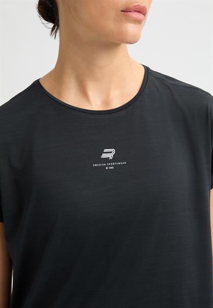 Röhnisch motion loose tee